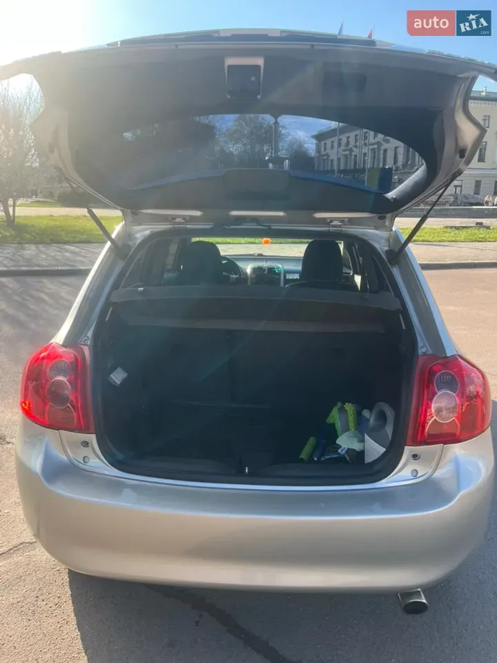 Toyota Auris 2008 photo 5