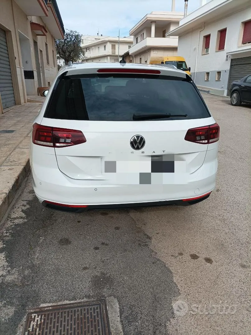 Volkswagen Passat 2020 photo 2