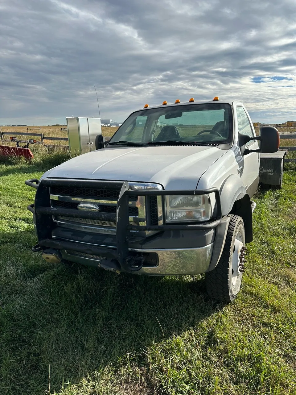 Ford F-550 2005 photo 2