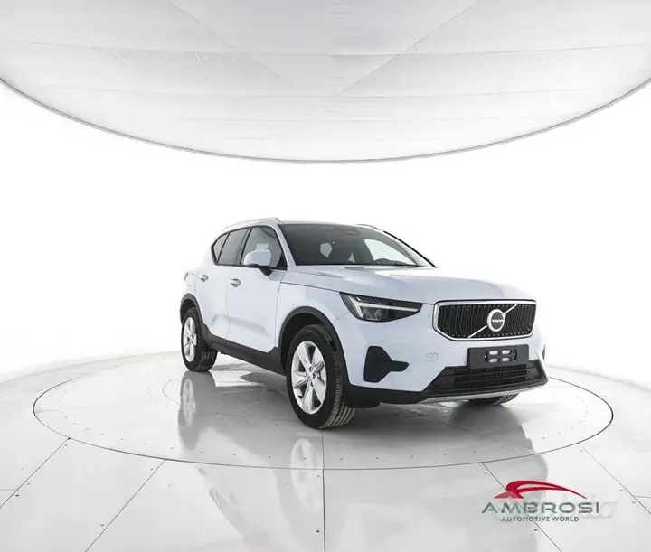 Volvo Xc40 2026 photo 2