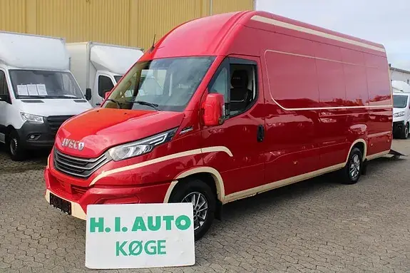 Iveco Daily 2022 photo 2