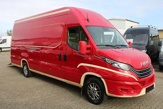 Iveco Daily 2022 photo 3