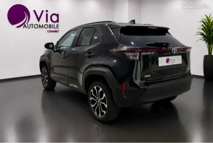 Toyota Yaris Cross 2024 photo 2
