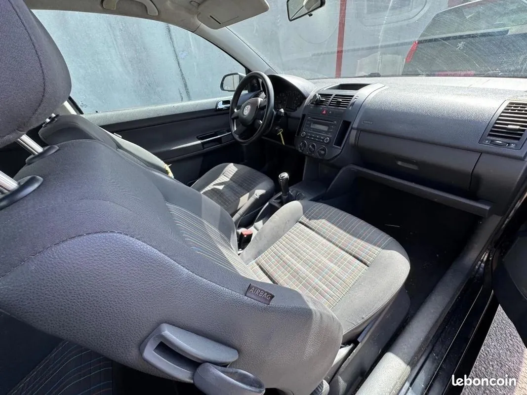 Volkswagen Polo 2006 photo 4
