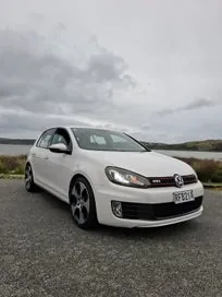 Volkswagen Golf 2009 photo 2