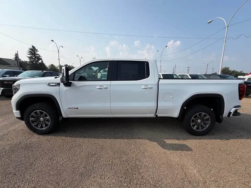 GMC Sierra 1500 2026 photo 3