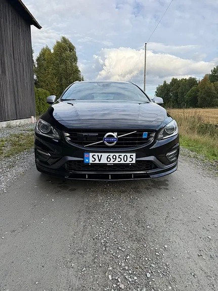 Volvo V60 2016 photo 2