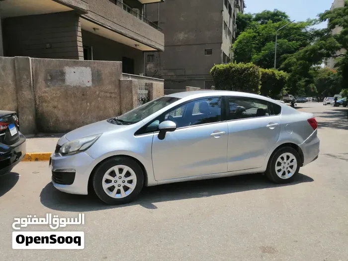 Kia Carens 2018 photo 5
