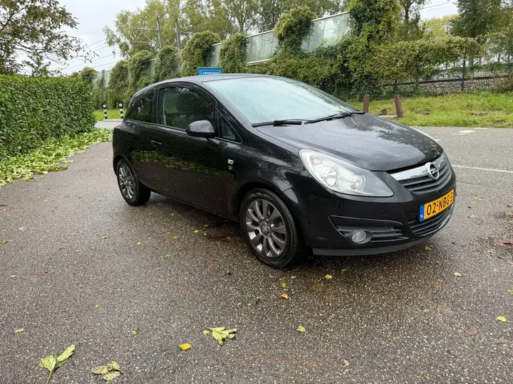 Opel Corsa 2010 photo 4