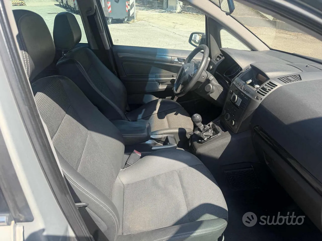 Opel Zafira 2006 photo 3