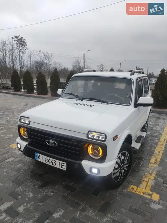 Lada Niva 1998 photo 5