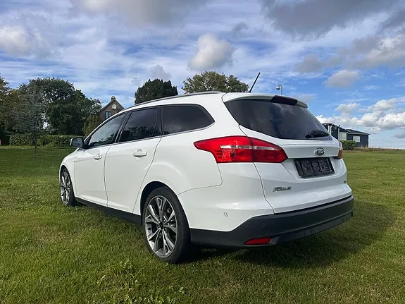 Ford Focus 2018 photo 5