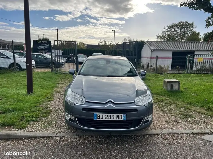 Citroen C5 2011 photo 2