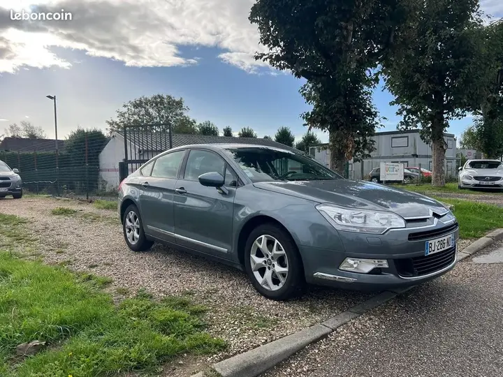 Citroen C5 2011 photo 3