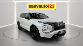 Mitsubishi Outlander 2025 photo 2