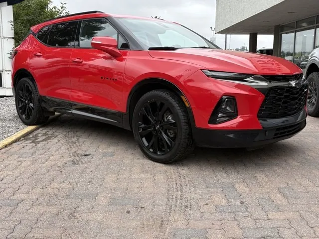 Chevrolet Blazer 2021 photo 2
