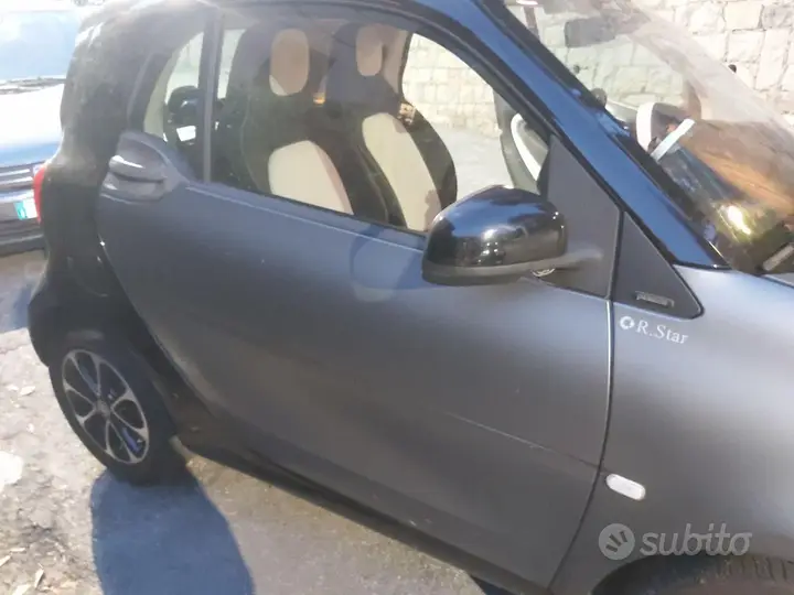 Smart Fortwo 2015 photo 2