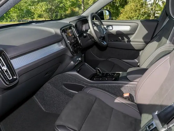 Volvo Xc40 2026 photo 4