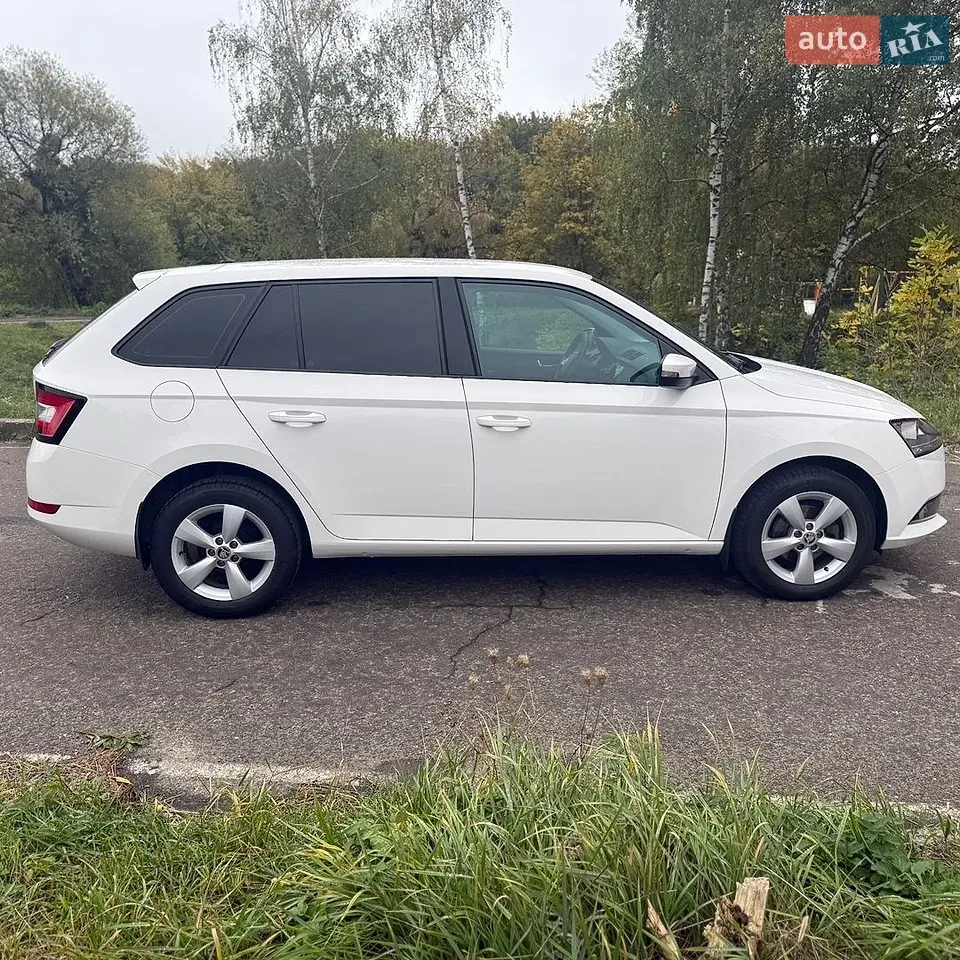 Skoda Fabia 2019 photo 4