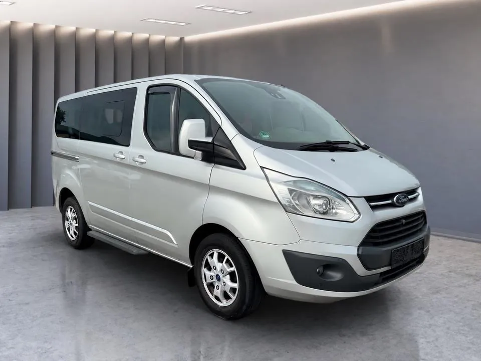 Ford Tourneo Custom