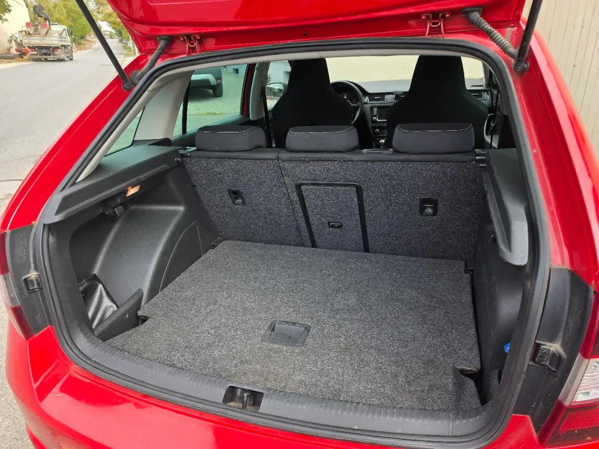 Skoda Rapid 2016 photo 2