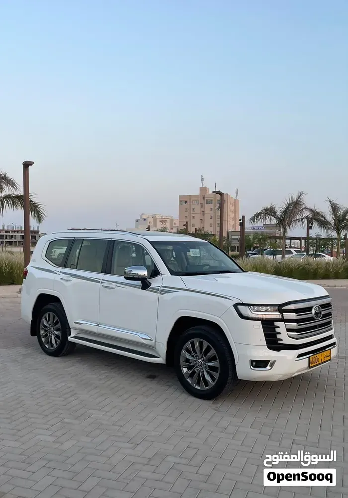 Toyota Land Cruiser 2024 photo 2