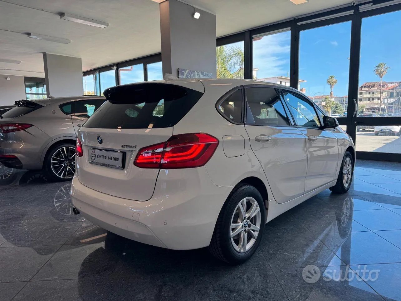 BMW 216D Active Tourer 2015 photo 4