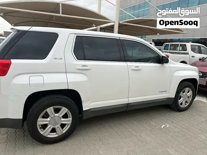 GMC Terrain 2015 photo 2