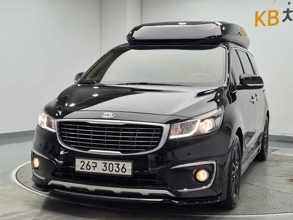 Kia Carnival