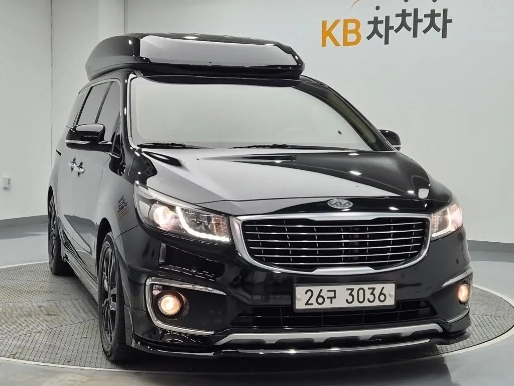 Kia Carnival 2017 photo 4