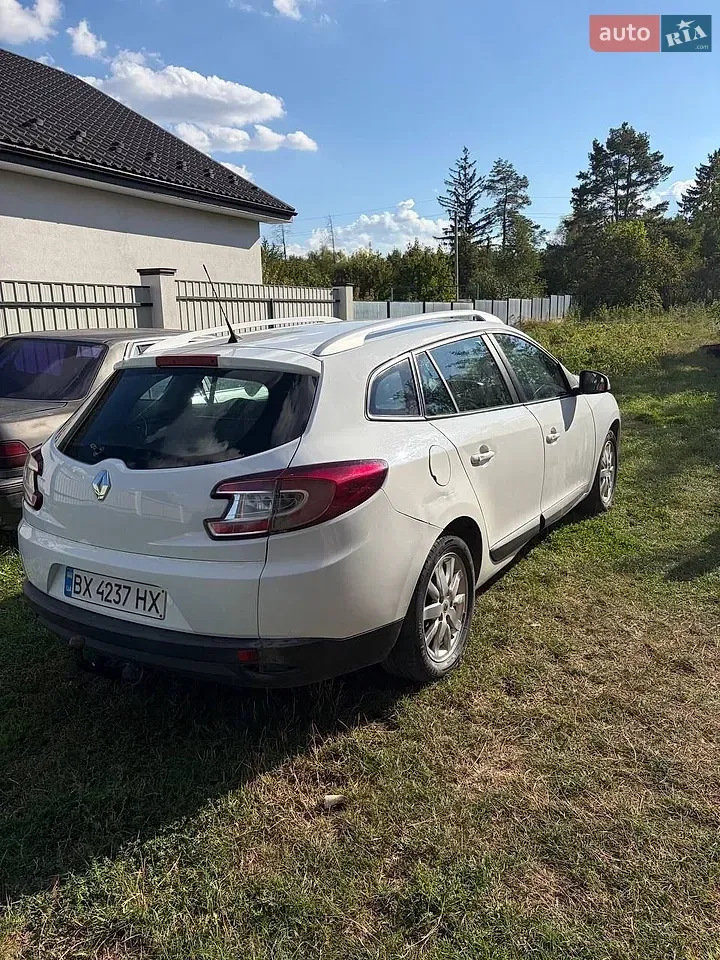 Renault Megane 2010 photo 5