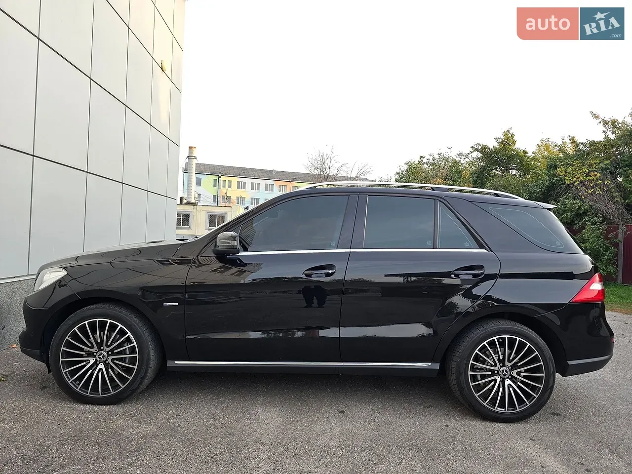 Mercedes-Benz M-Class 2012 photo 4