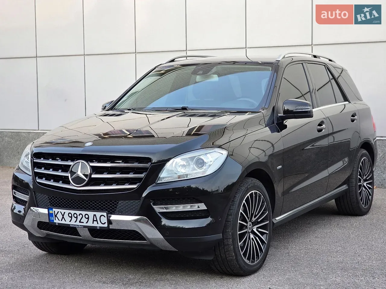 Mercedes-Benz M-Class 2012 photo 3