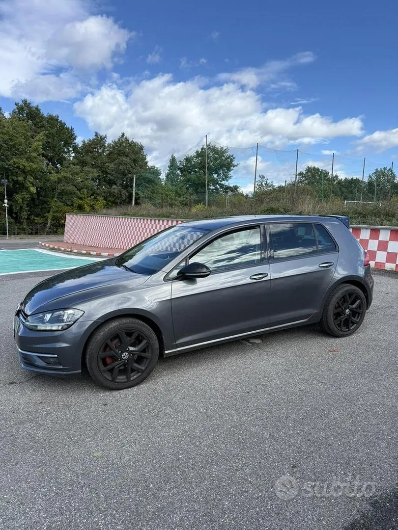 Volkswagen Golf 2017 photo 2