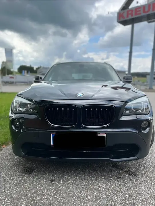 BMW X1 2011 photo 2