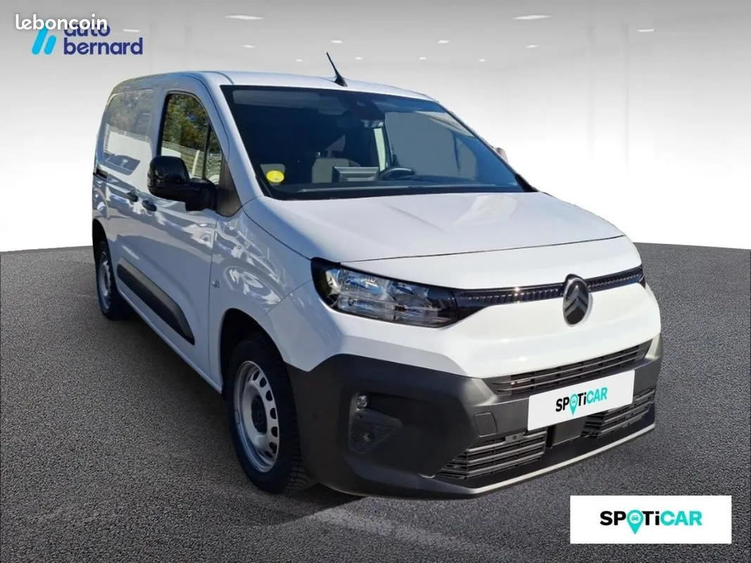 Citroen Berlingo 2024 photo 3