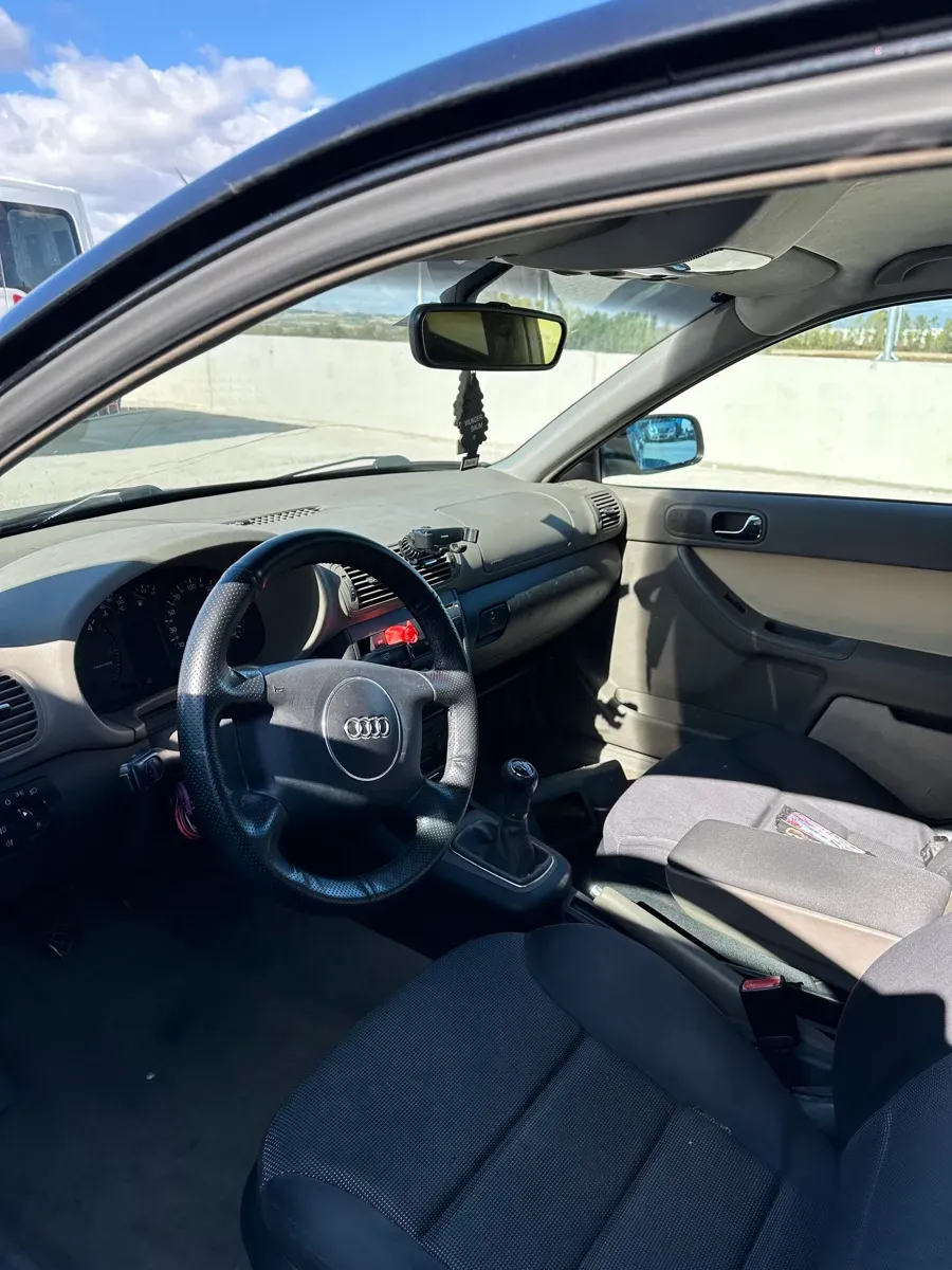 Audi A3 2002 photo 2