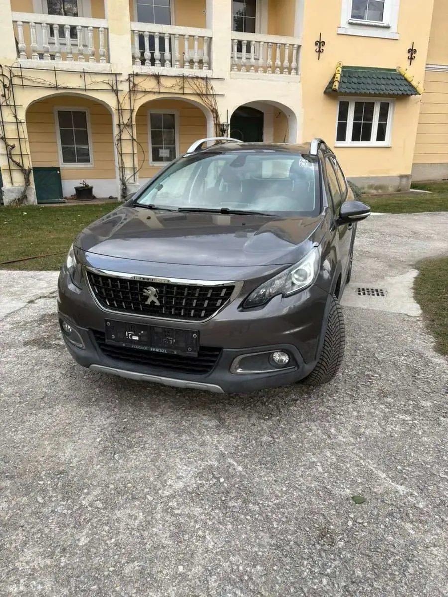 Peugeot 2008 2017 photo 2
