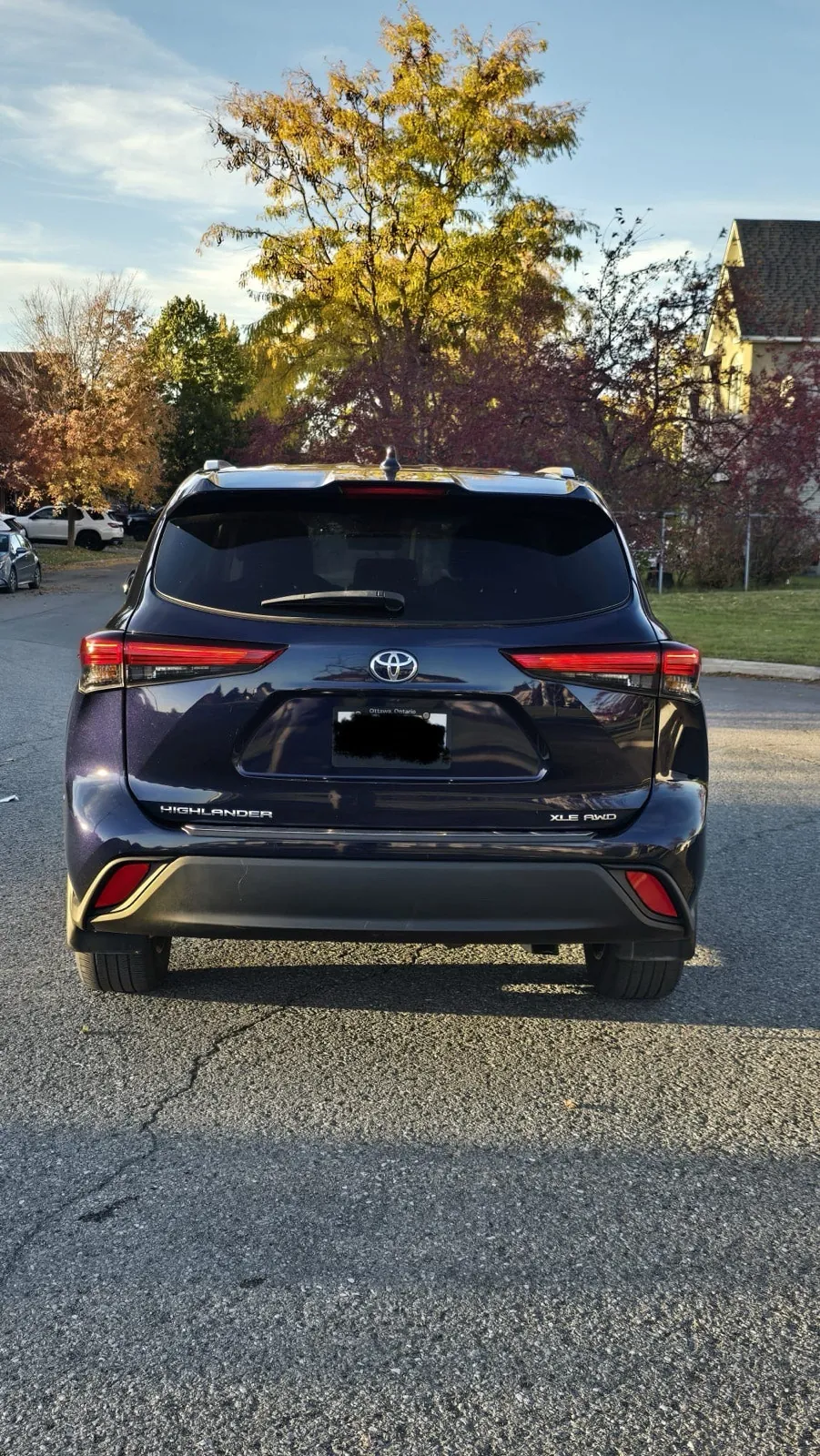 Toyota Highlander 2023 photo 2