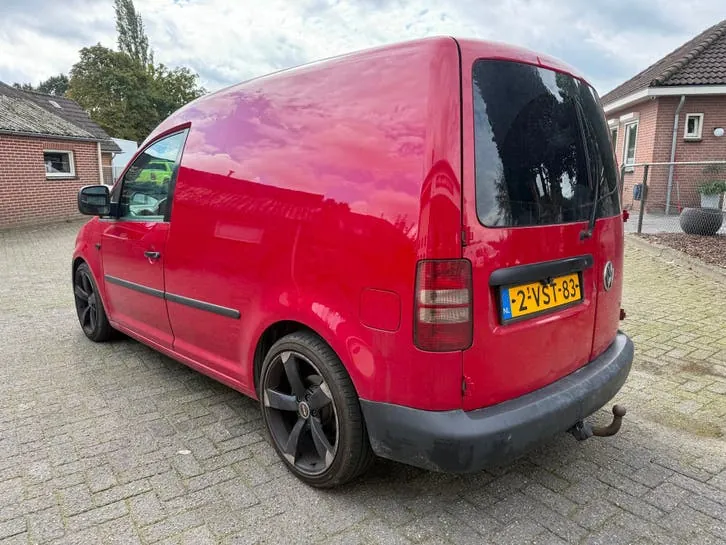 Volkswagen Caddy 2012 photo 2