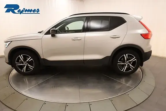 Volvo Xc40 2025 photo 3