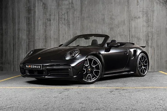Porsche 911 2023 photo 2
