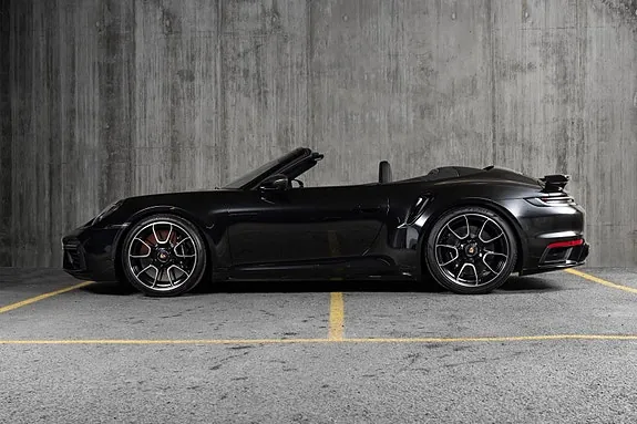 Porsche 911 2023 photo 4