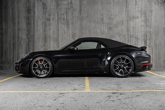 Porsche 911 2023 photo 5