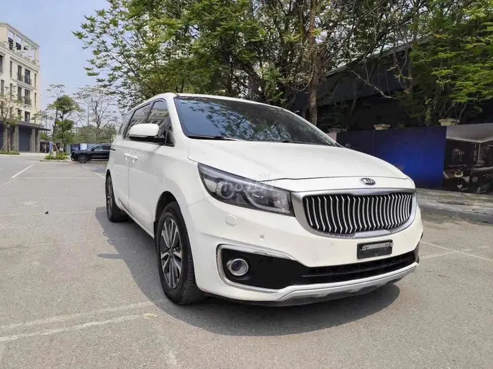 Kia Sedona 2018 photo 5