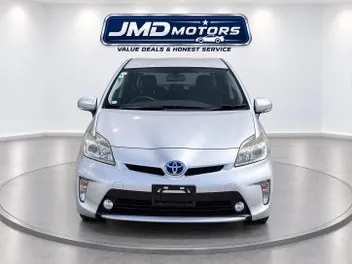 Toyota Prius 2015 photo 4