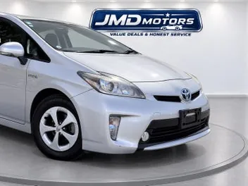 Toyota Prius 2015 photo 3