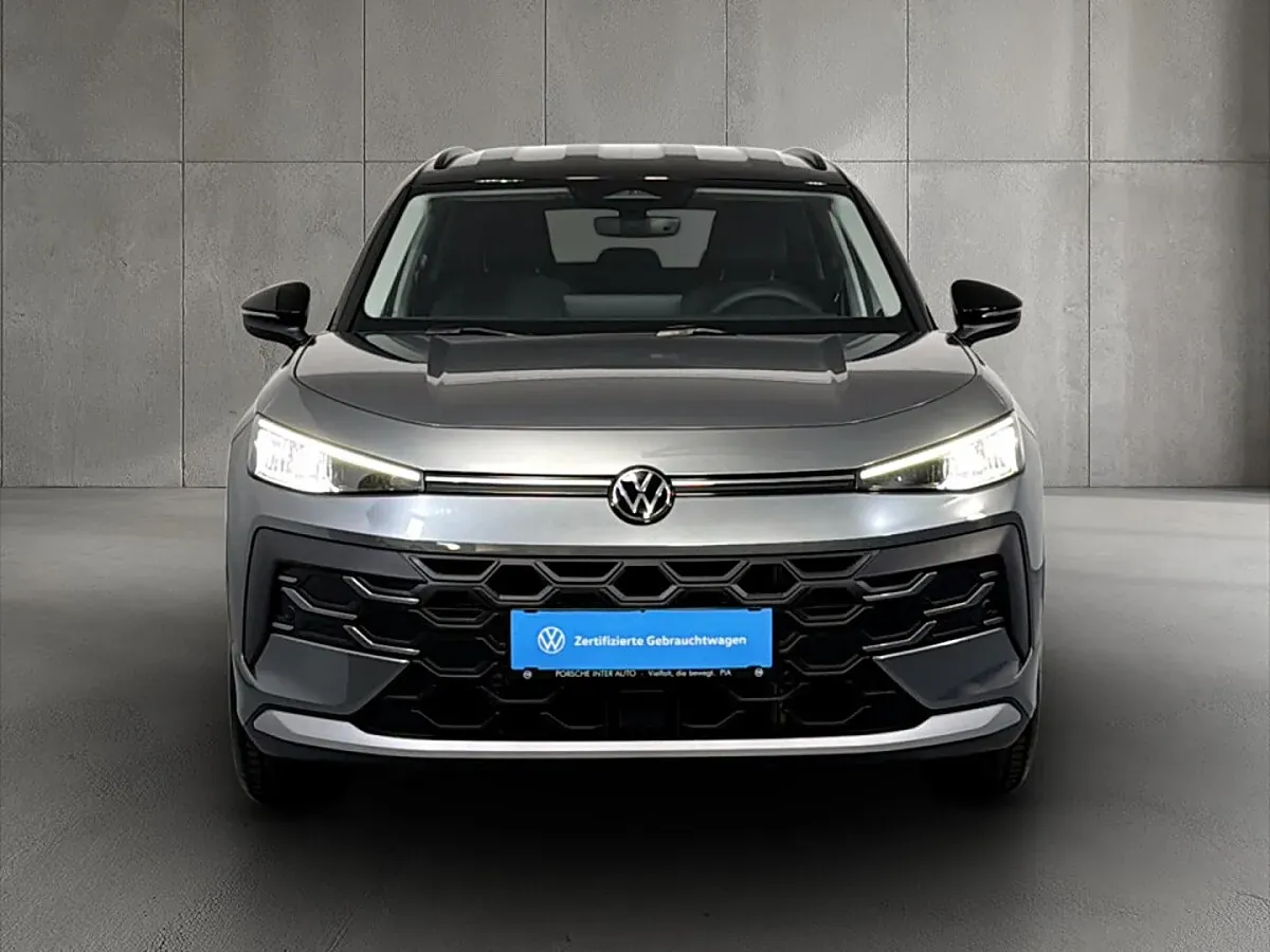 Volkswagen T-Roc Life 2026 photo 2