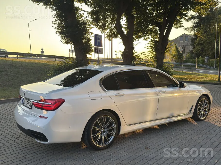 BMW 740 2017 photo 5