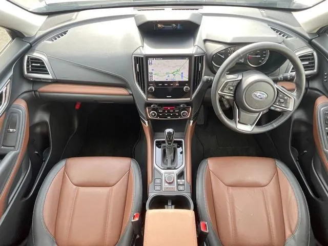 Subaru Forester 2025 photo 2